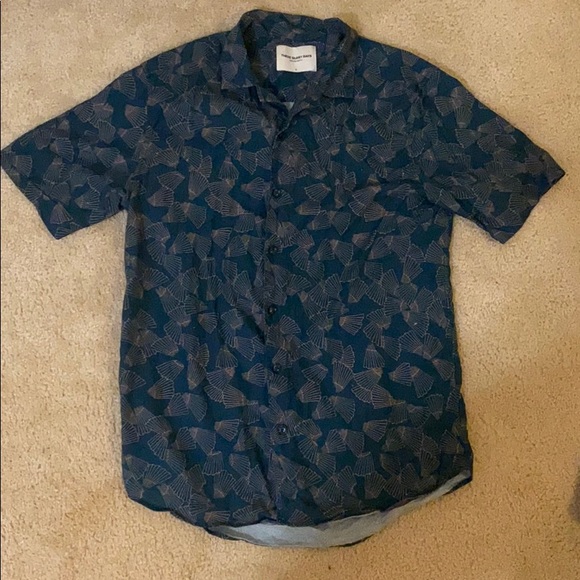 The Good Days seashell button down - Picture 1 of 3